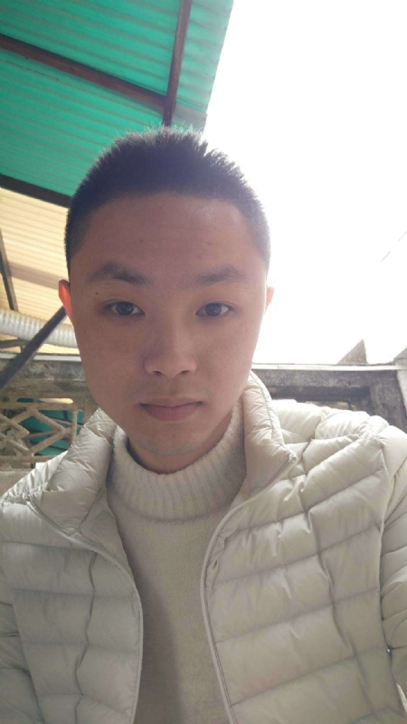 邱小子的第一张照片--大连相亲服务中心