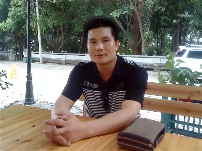 贴身爱人的第一张照片--大连相亲服务中心