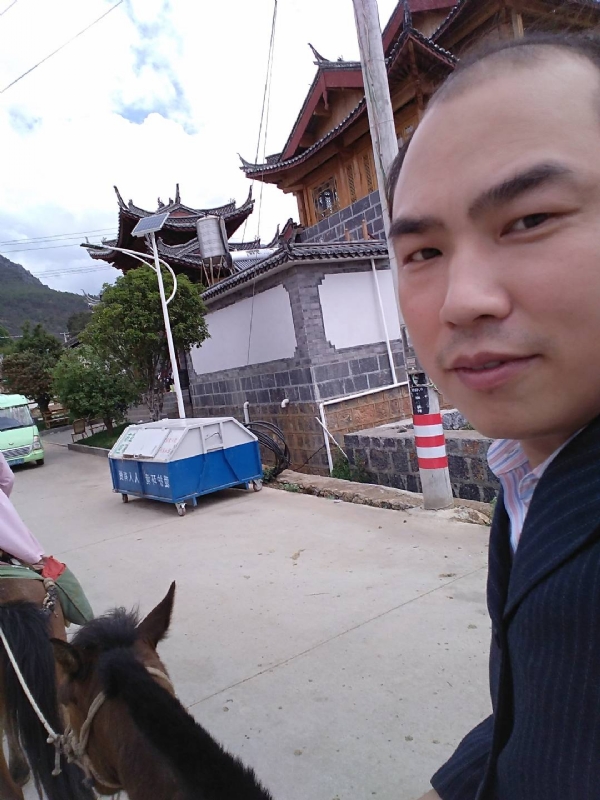 当代军人的第一张照片--大连相亲服务中心