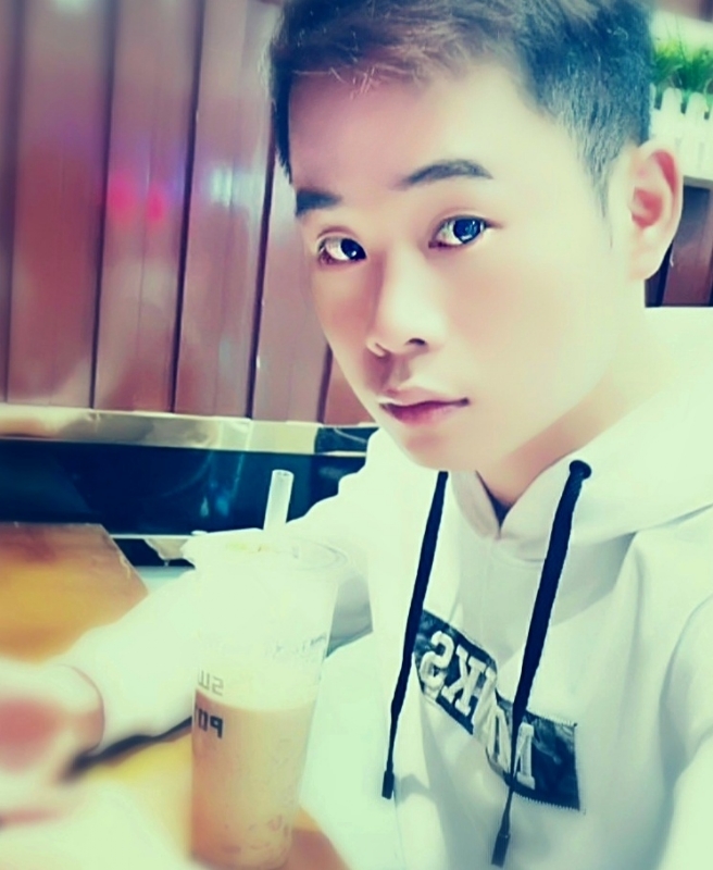 拔大萝卜的兔子的第一张照片--大连相亲服务中心