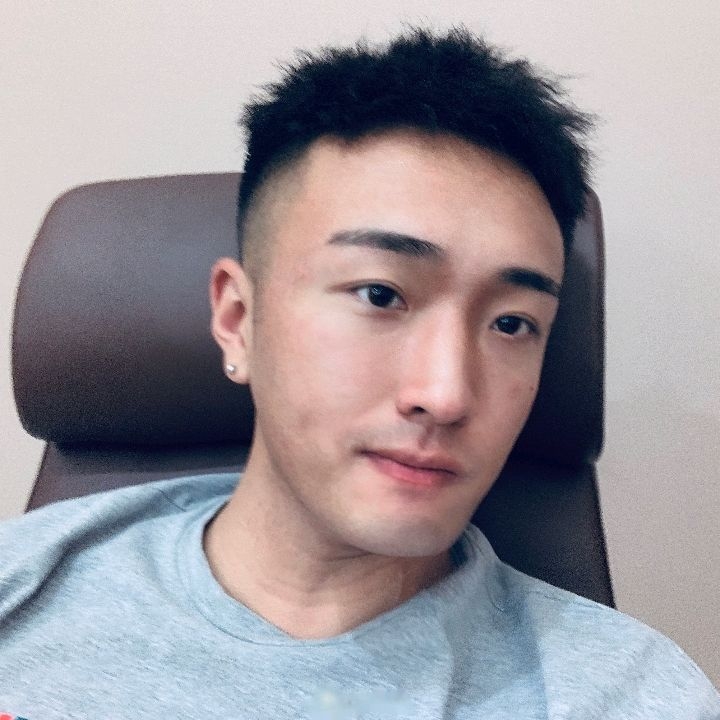 单公子的第一张照片--大连相亲服务中心