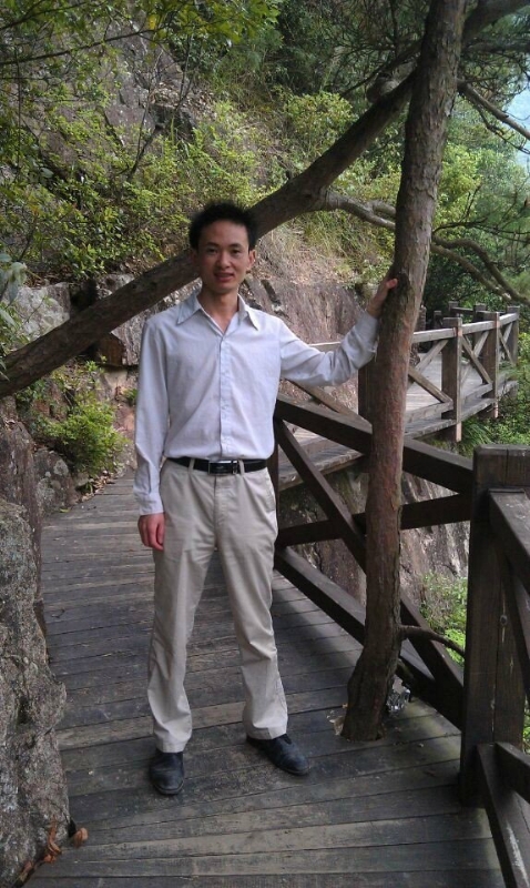 爱尚鞋的第一张照片--大连相亲服务中心