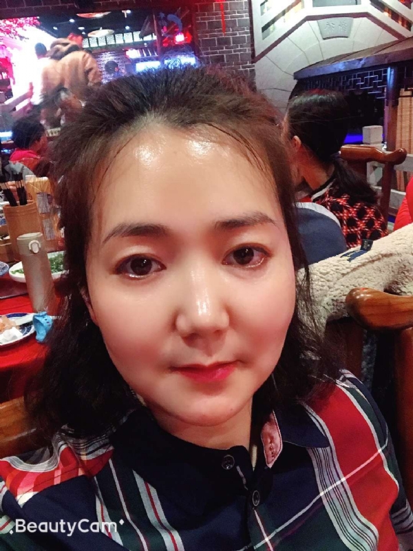 艳儿的第一张照片--大连相亲服务中心