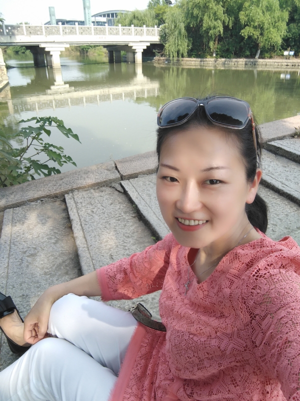 渴慕的第一张照片--大连相亲服务中心