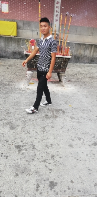 惹人厌的第一张照片--大连相亲服务中心