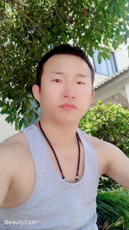 系咯在的第一张照片--大连相亲服务中心