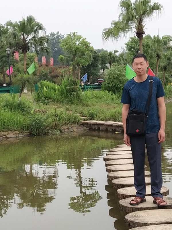 星星知我心的第一张照片--大连相亲服务中心