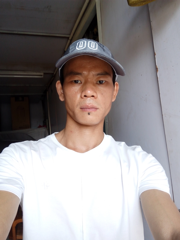 张生的第一张照片--大连相亲服务中心