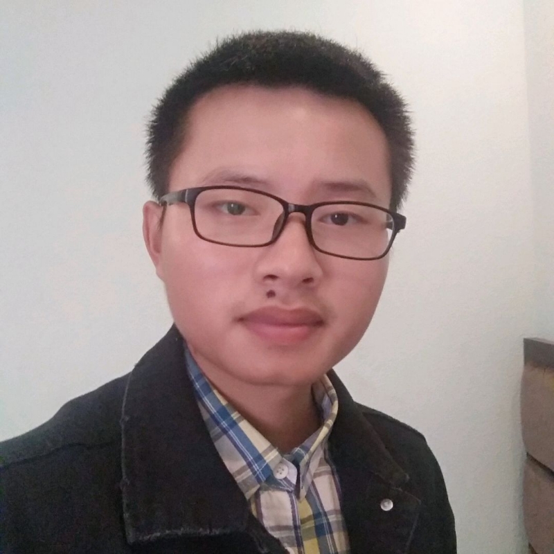 一只独行的猪的第一张照片--大连相亲服务中心