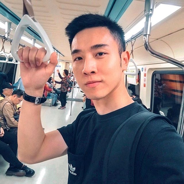 然然男士的第三张照片--大连相亲服务中心