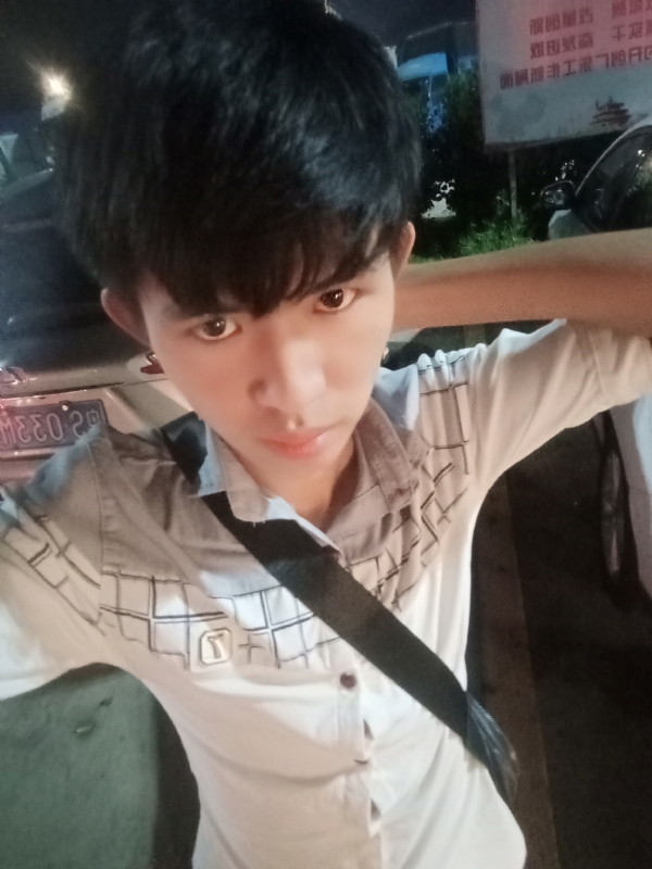 杨哥的第一张照片--大连相亲服务中心