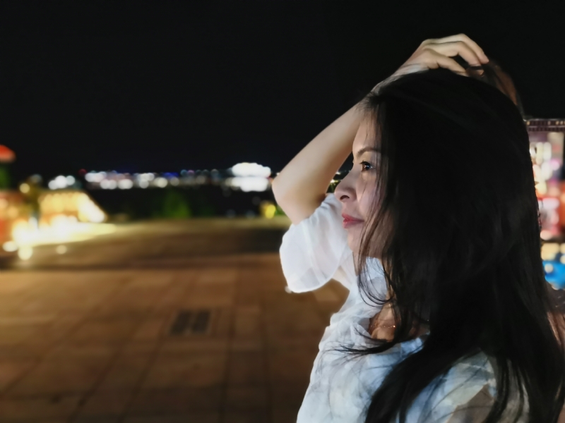 yiyi的第一张照片--大连相亲服务中心