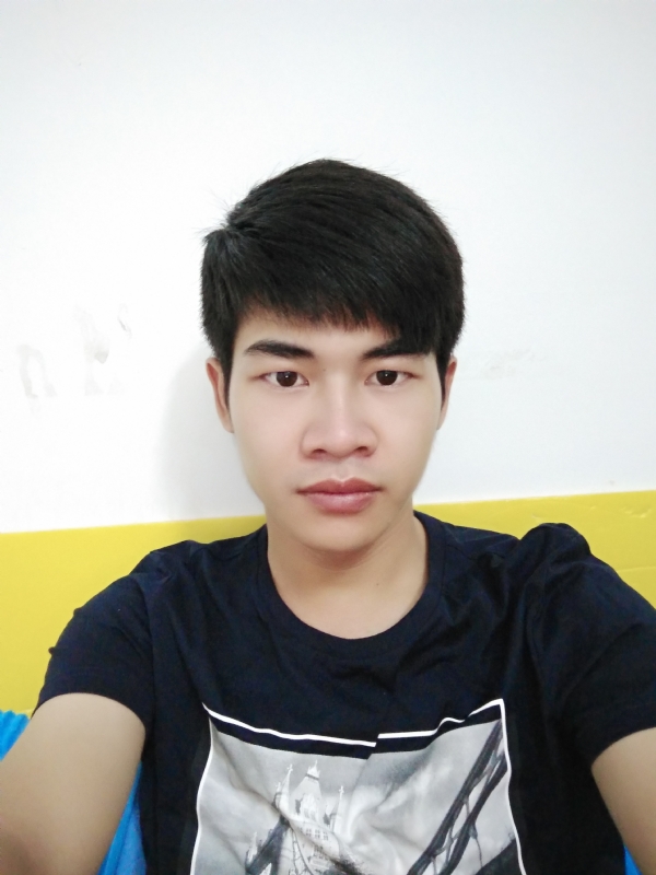 春风拂柳的第一张照片--大连相亲服务中心