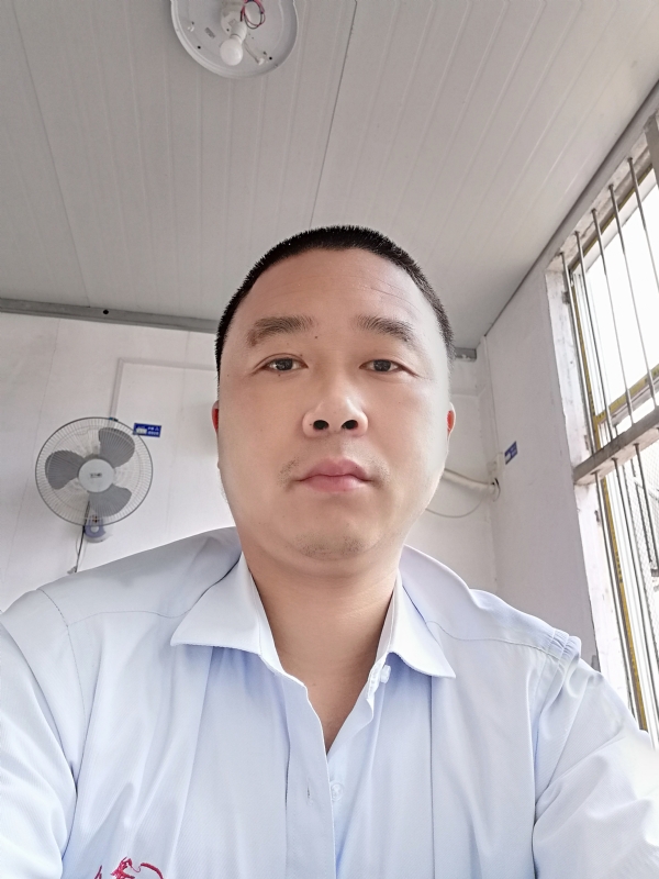 平安的第一张照片--大连相亲服务中心