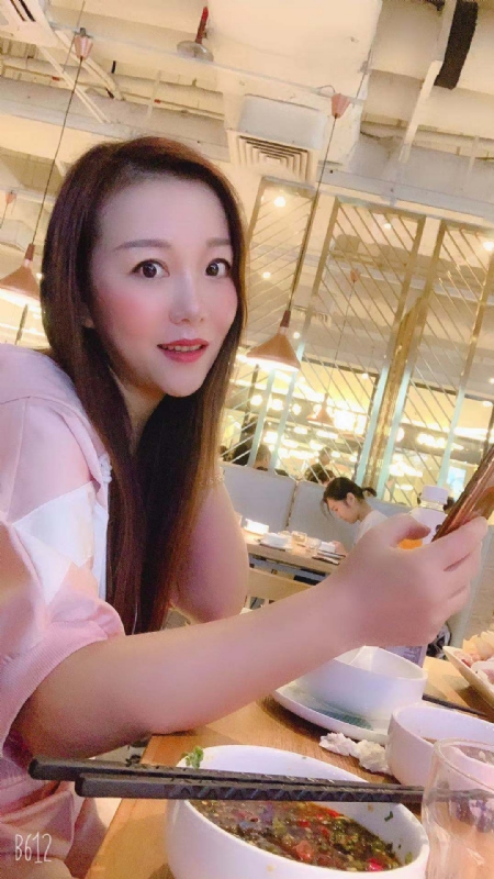 蔷薇的第一张照片--大连相亲服务中心