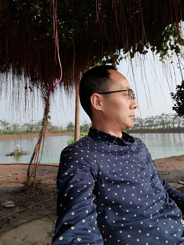 守望烟云的第一张照片--大连相亲服务中心