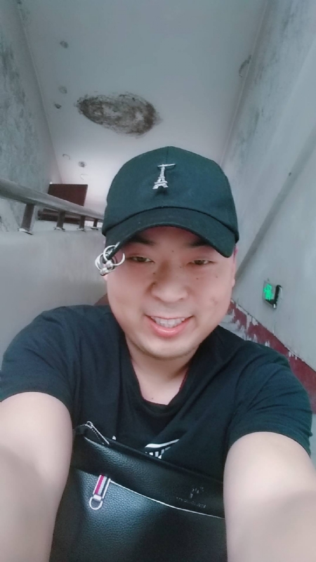 前世今生的爱的第一张照片--大连相亲服务中心