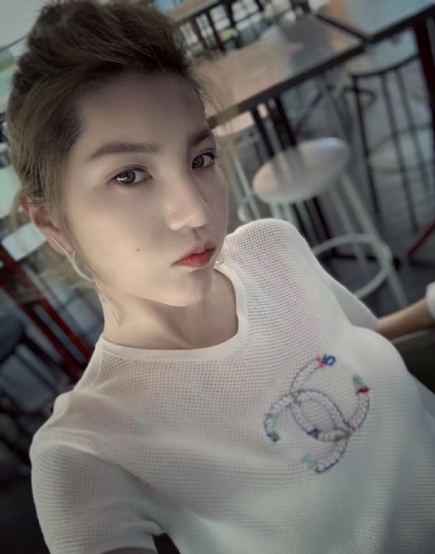 冷冷清秋的第一张照片--大连相亲服务中心