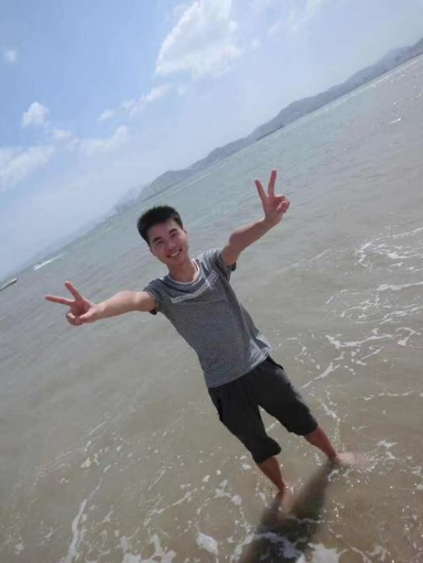 鱼头zzz的第二张照片--大连相亲服务中心