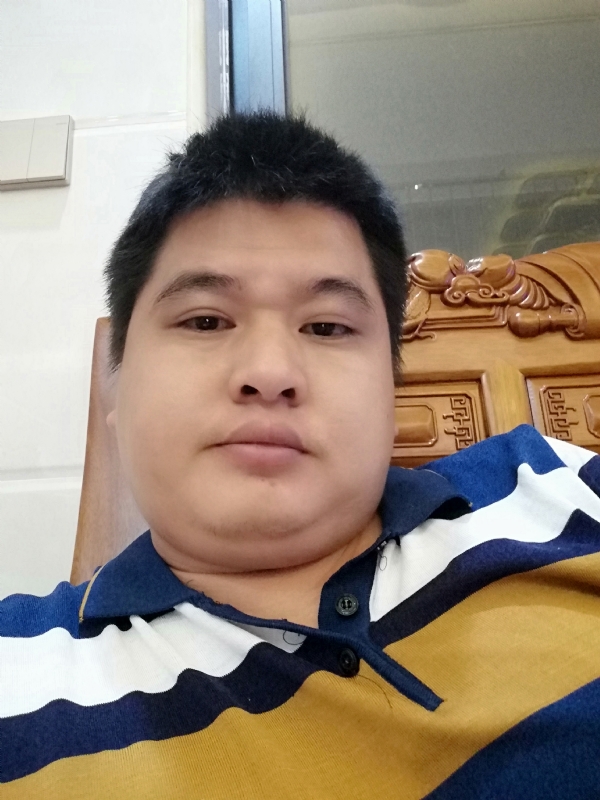 Zyp的第一张照片--大连相亲服务中心