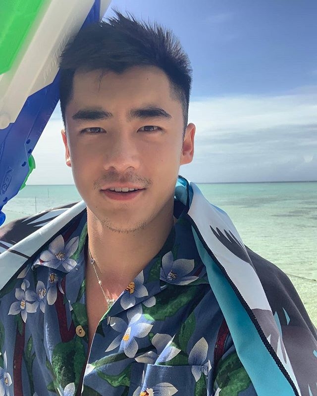 似风沙的第一张照片--大连相亲服务中心