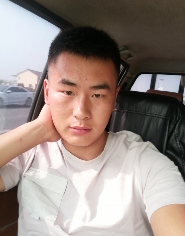 马宏亮的第二张照片--大连相亲服务中心