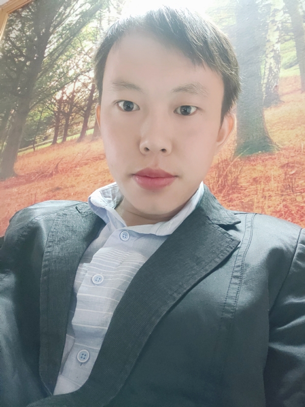 yuhyzww的第一张照片--大连相亲服务中心