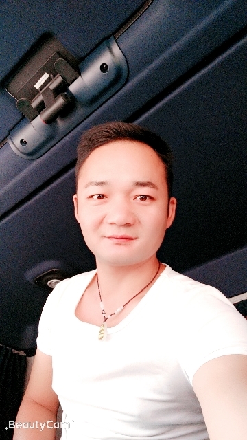 平凡的第一张照片--大连相亲服务中心