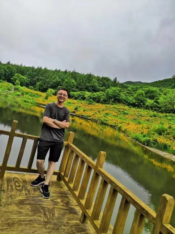 正能量的第二张照片--大连相亲服务中心