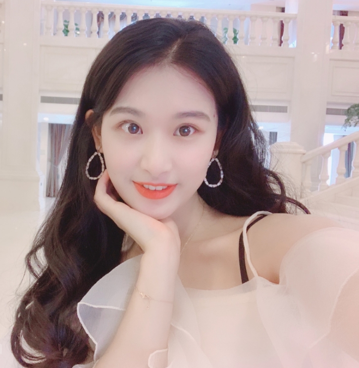 薇信zsqyaer的第一张照片--大连相亲服务中心