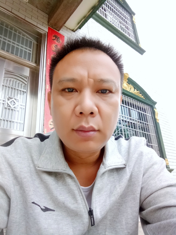 随缘的第一张照片--大连相亲服务中心