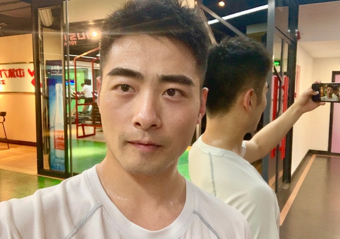 迁就的第一张照片--大连相亲服务中心