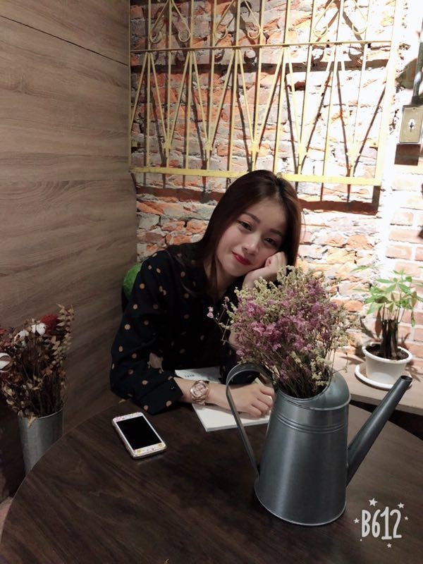 瑶瑶呀的第一张照片--大连相亲服务中心