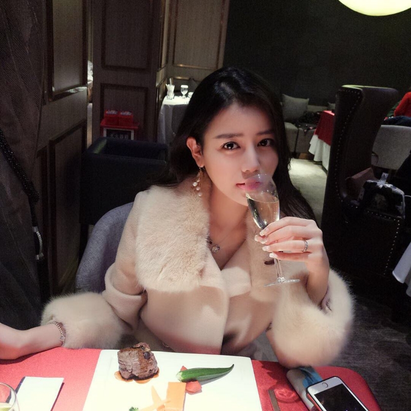 空谷幽兰的第一张照片--大连相亲服务中心