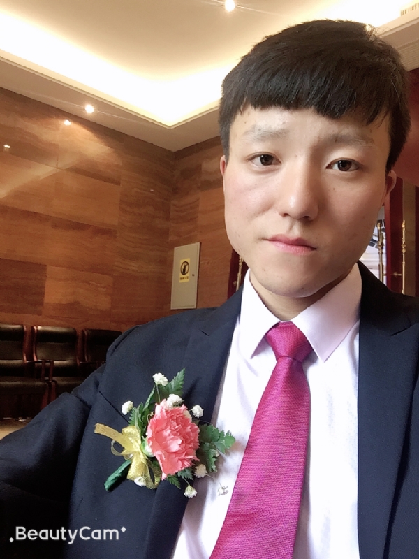 666碰碰的第一张照片--大连相亲服务中心