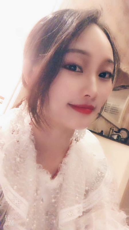 雯雯的第一张照片--大连相亲服务中心