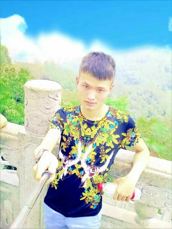 孤独王者元首的第一张照片--大连相亲服务中心