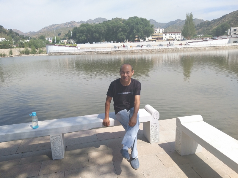 大漠独行的第一张照片--大连相亲服务中心