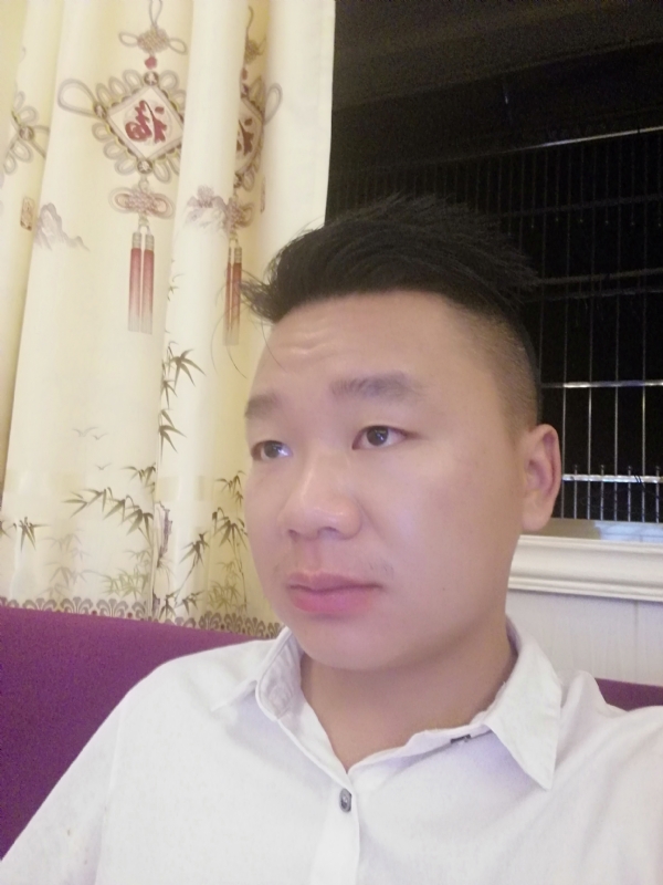 王梓林的第一张照片--大连相亲服务中心