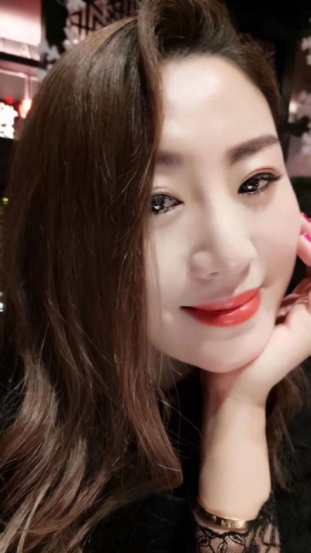 朴凡的第一张照片--大连相亲服务中心