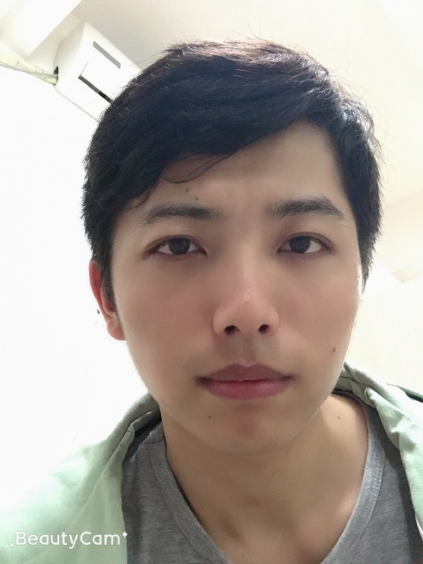 杨树的第一张照片--大连相亲服务中心