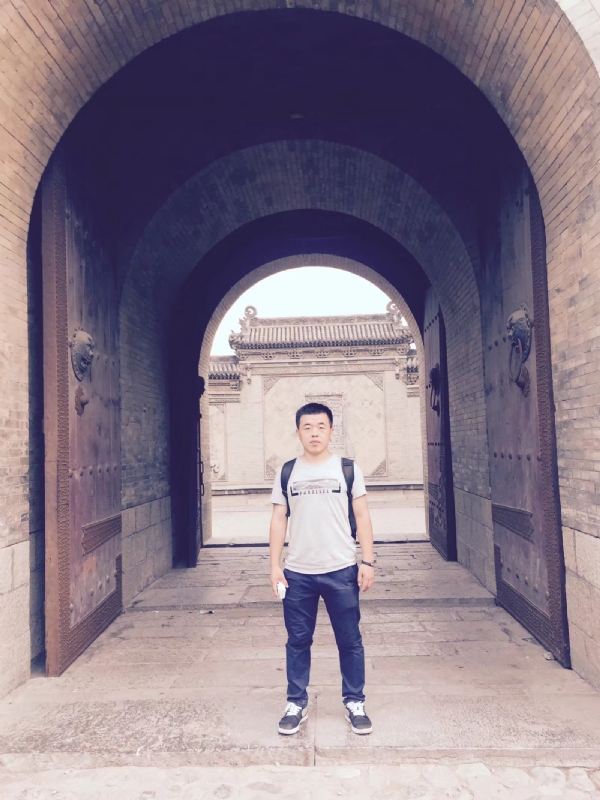 寻寻觅觅的第一张照片--大连相亲服务中心