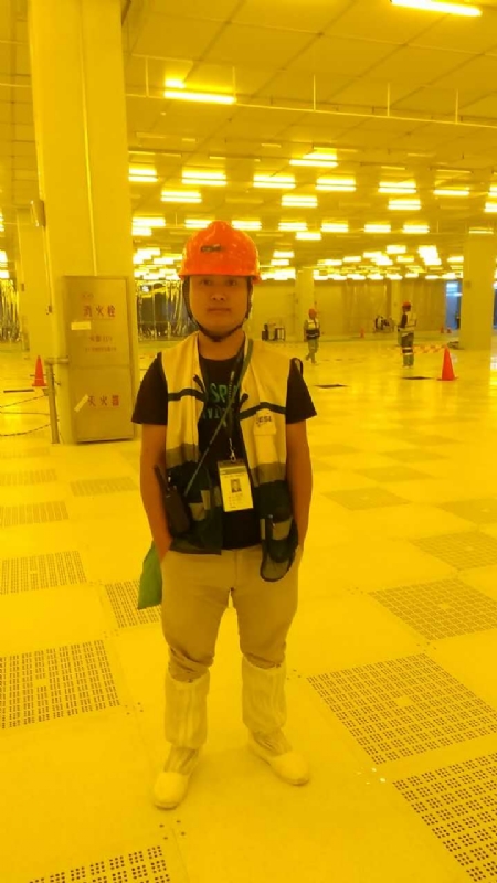 一个傻子的第一张照片--大连相亲服务中心