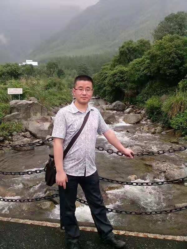 淡定牛魔王的第三张照片--大连相亲服务中心