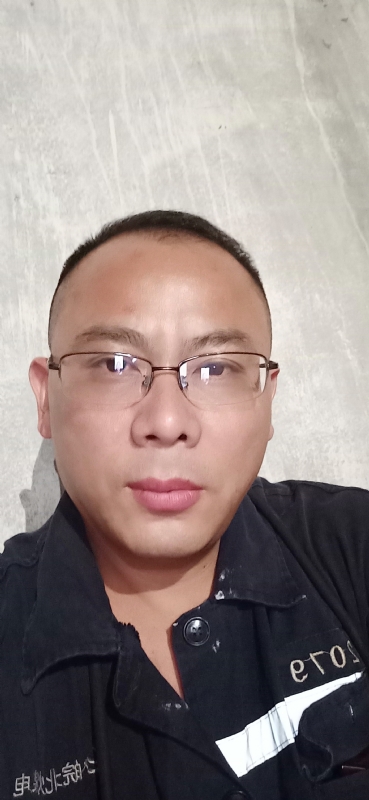 知足常乐的第一张照片--大连相亲服务中心