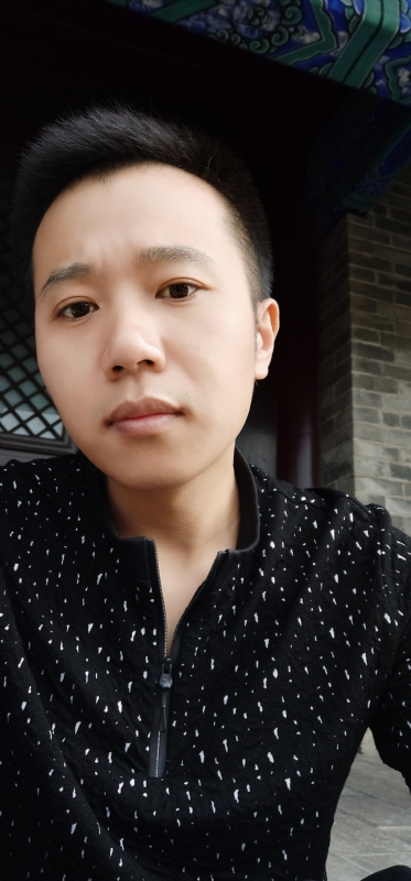 大象随风的第一张照片--大连相亲服务中心