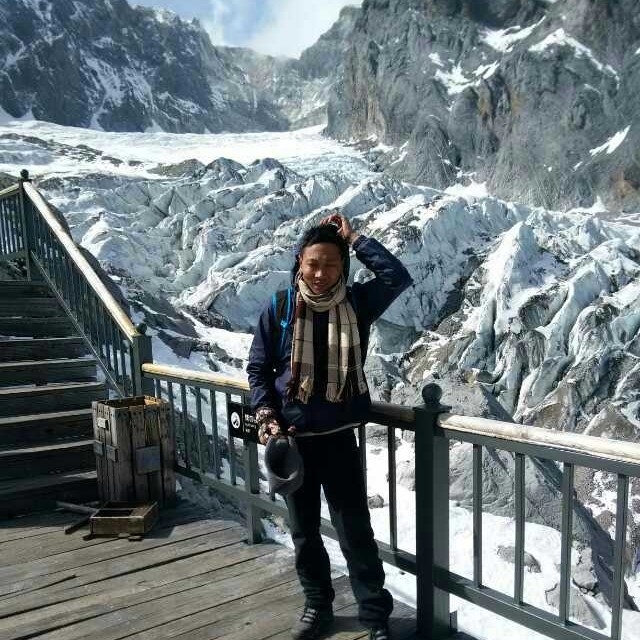 眯眯的第一张照片--大连相亲服务中心