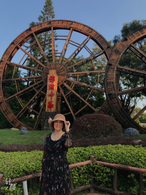 杏娅的第二张照片--大连相亲服务中心