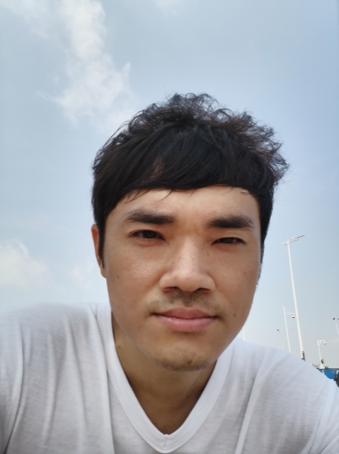 老实人的第一张照片--大连相亲服务中心