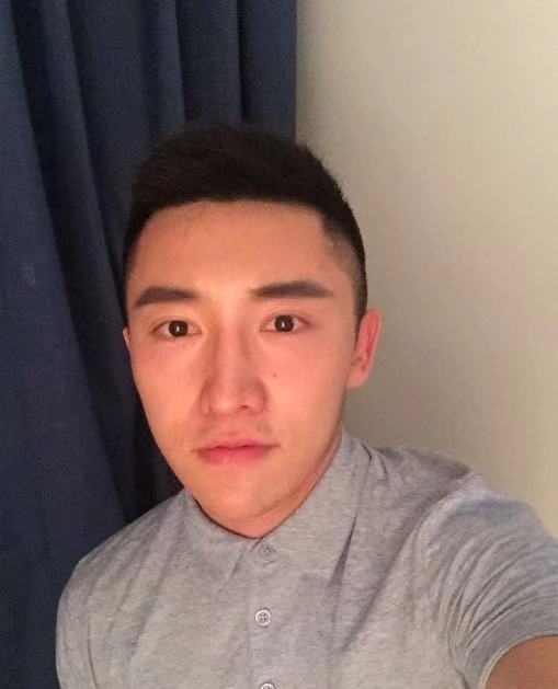 灰太狼的第一张照片--大连相亲服务中心